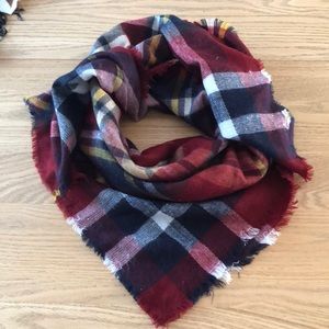 Square Zara scarf
